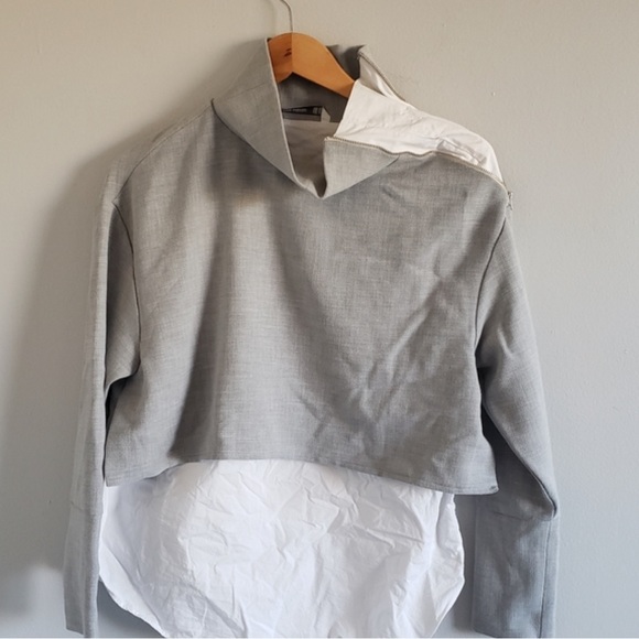 Zara Trafaluc mock neck zipper shoulder Boxy Gray & White Career blouse Sz M - Picture 4 of 7